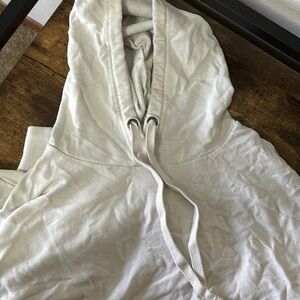 Plain L cream hoodie